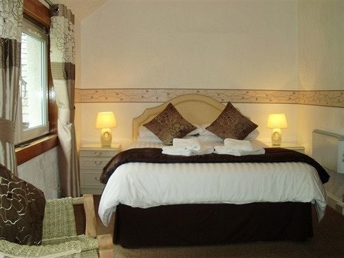 Carrmoor Guest House Карбридже Экстерьер фото